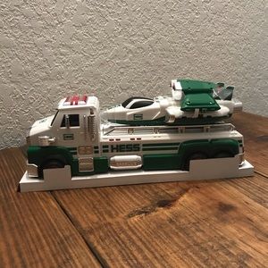 HESS Limited 2014 50th Anniversary Toy Truck & Space Cruiser with Scout - NIB